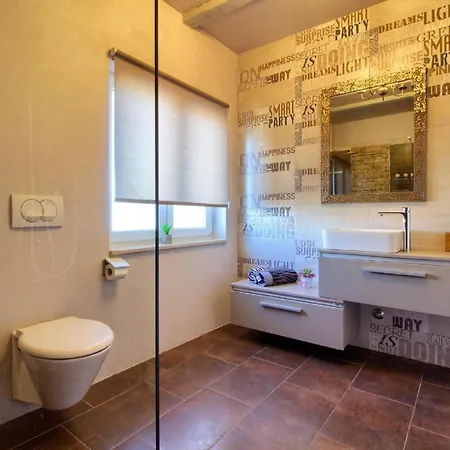 Ferienvilla 'villa Nikolina' Mit Privatem Pool By Interhome Vakantiehuis