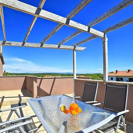 Ferienvilla 'villa Nikolina' Mit Privatem Pool By Interhome