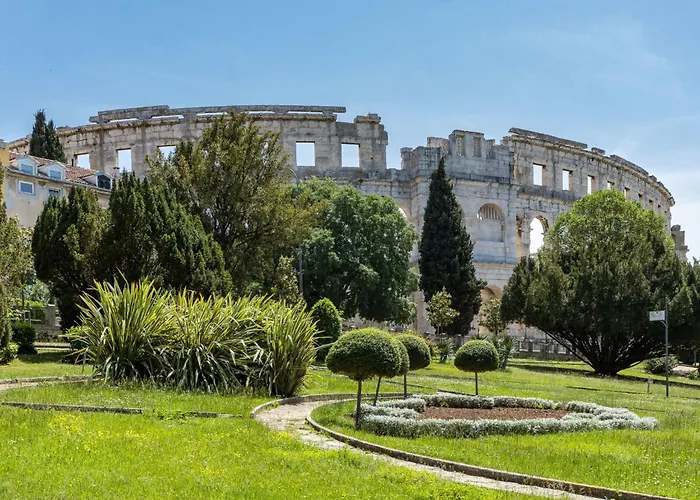 Hébergement de vacances Ferienvilla 'villa Nikolina' Mit Privatem Pool By Interhome