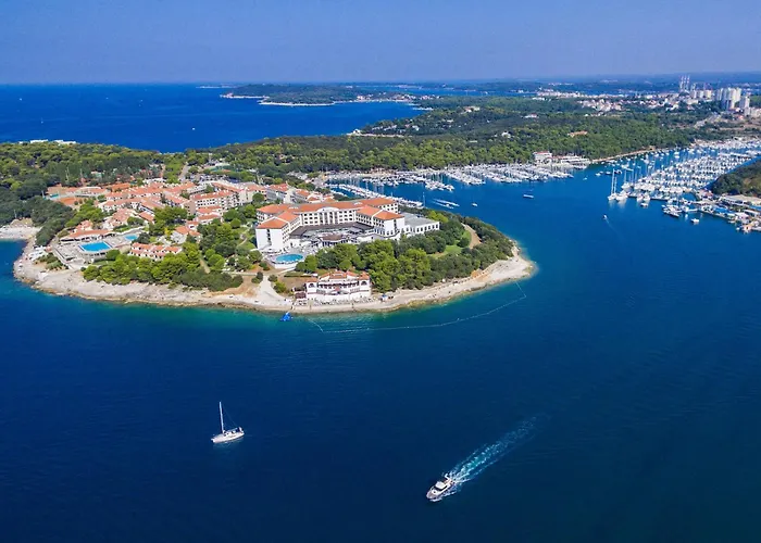 Ferienvilla 'villa Nikolina' Mit Privatem Pool By Interhome Hébergement de vacances